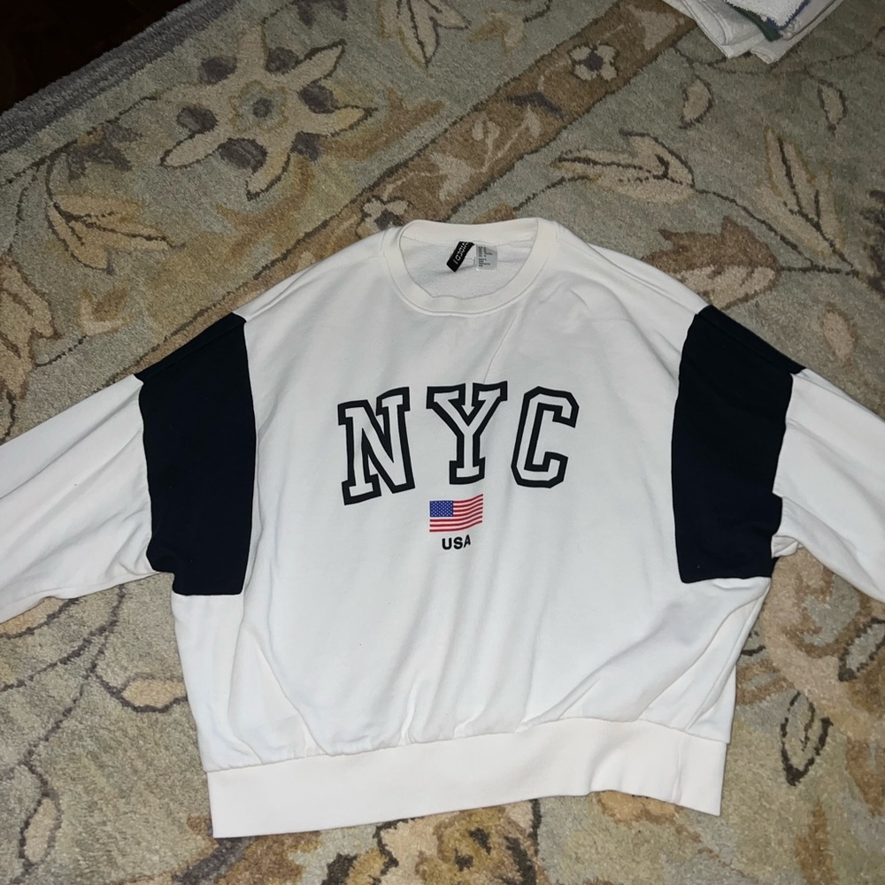 NYC sweatshirt